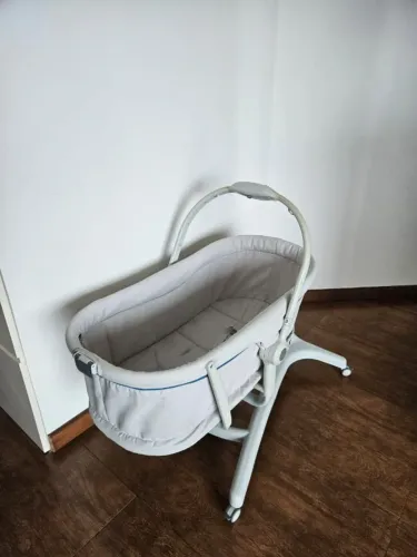 Baby hug Chicco