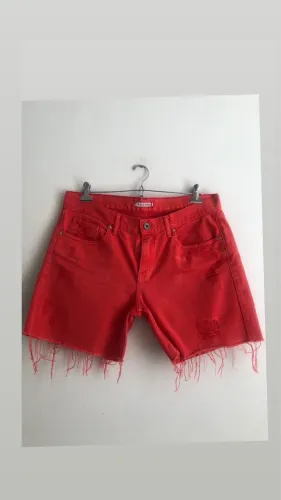 Short Número 44 da Le Lis Blanc