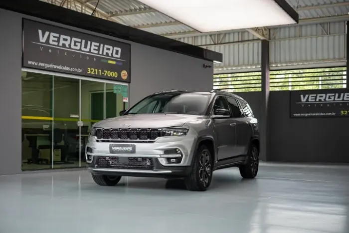 Jeep Commander Limited T270 1.3 TB Flex AUT 2025