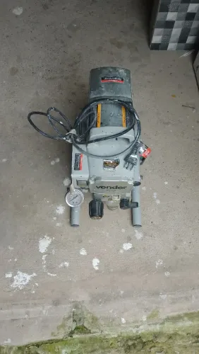 Vendo máquina de pintura AIRLESS da vonder valor 1500