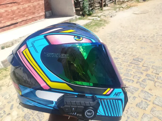 Capacete novo + Intercomunicador V10