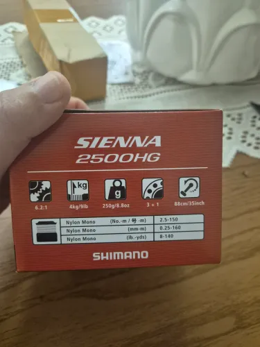 Molinete shimano Siena 2500HG