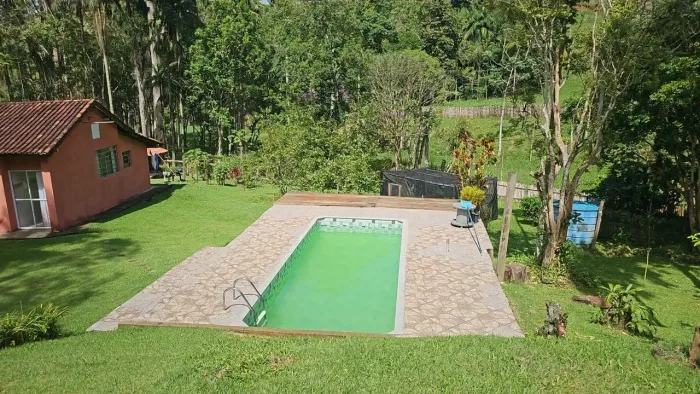Imóvel para venda possui 180 metros quadrados em Ribeirão Grande - Pindamonhangaba - SP