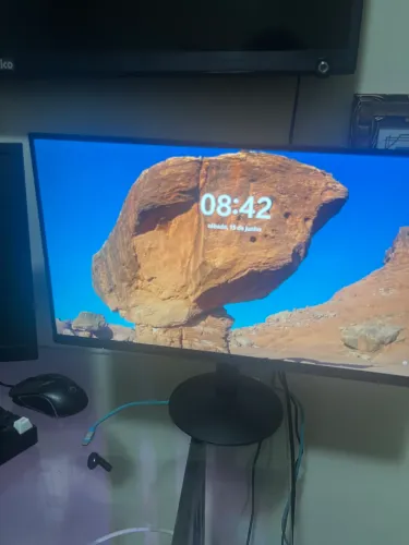 MONITOR AOC 21.5 ZERO, VAI COM CAIXA!