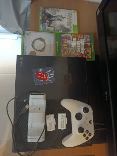 Vendo ou troco Xbox One Fat