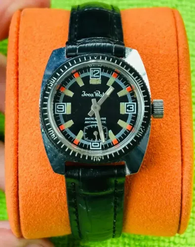 Relógio como Omega Vintage Modelo Diver 30mm Mecânic Corda Manual de 1970 