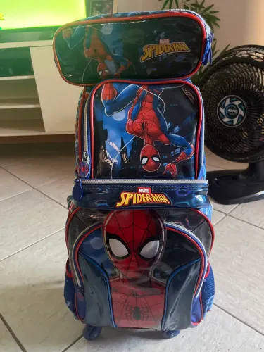 Kit Mochila de Rodinhas, Estojo Escolar e Lancheira Térmica da Bagaggio