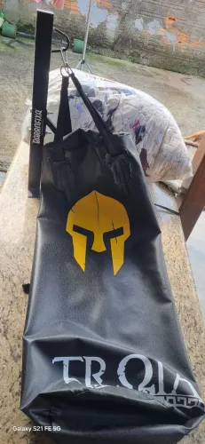 Saco pancada com suporte