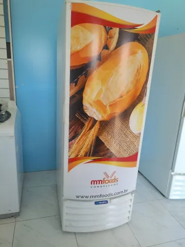Vendo frrizzer metalfrio seme novo