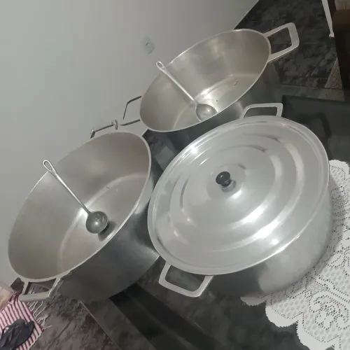 Vendo Panelas usadas p Restaurante