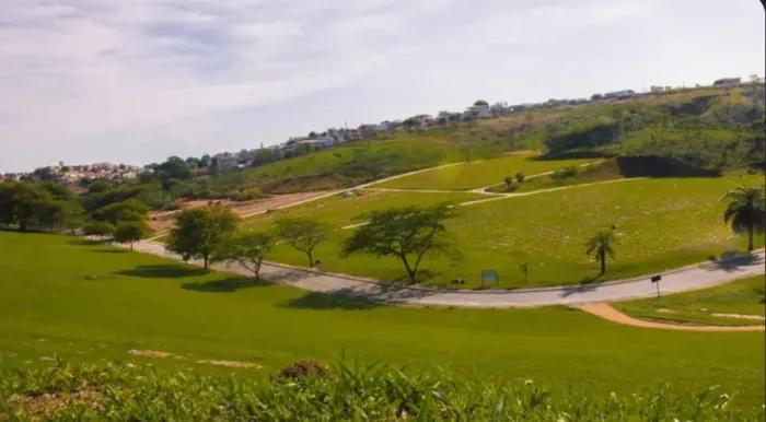 Jazigo Novo no Cemitério Bosque da Esperança