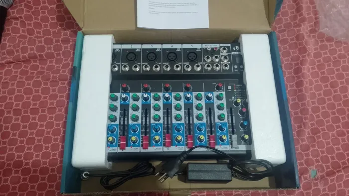 Mixer USB bluetooth com 7 canais 