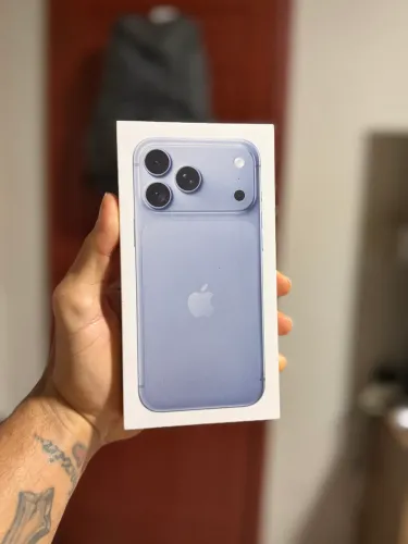 IPHONE 18 PRO MAX 512GB AZUL LACRADO R$14.200,00 REAIS 