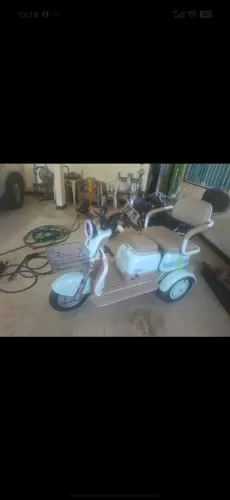 Triciclo nova muito boa
