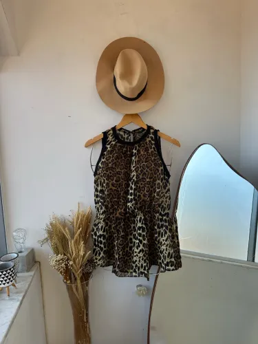 blusa zara feminina animal print, tamanho m