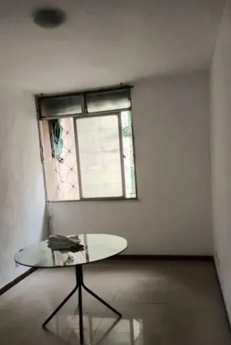APARTAMENTO COM 2 QUARTOS EM CORDOVIL - ACEITO ENTRADA