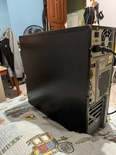 CPU Intel Core i3-3220 3.30GHz, 4GB RAM, 128GB, Windows 10 Pro