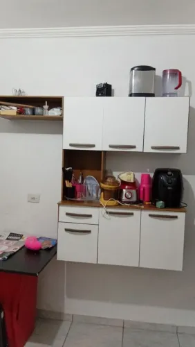 Armário de cozinha pequeno semi novo