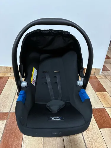 Bebê conforto e base