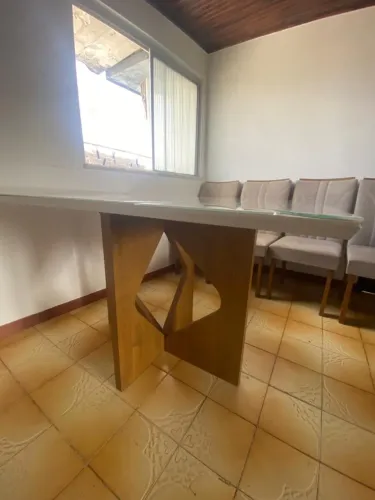 Mesa tampo de vidro 4 cadeiras