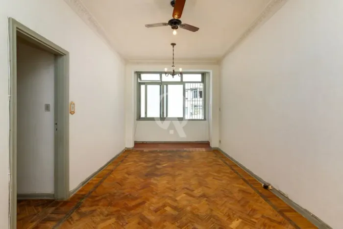 Apartamento em Leme