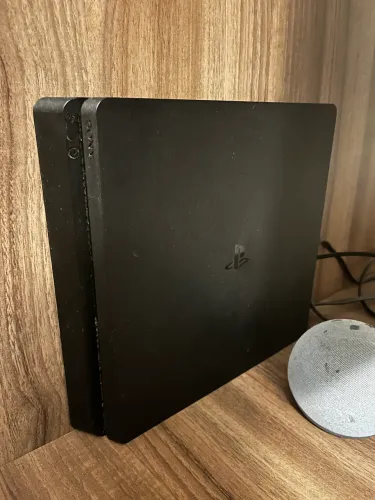 PlayStation 4 PS4 dois controles três jogos