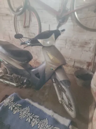 Honda Biz 125 ks