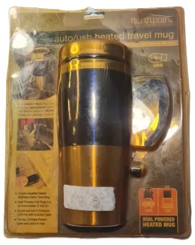 Caneca térmica com aquecimento que pode ser utilizada tanto no carro quanto no computador,