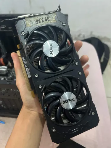 RADEON R9 380 2GB
