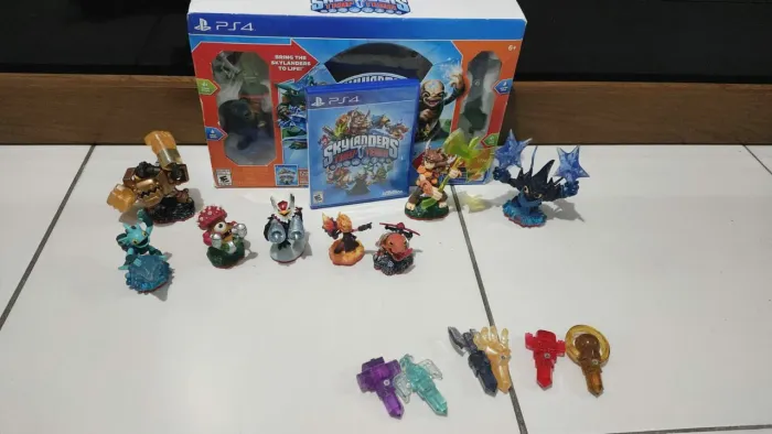 Skylanders  starter pack trap team