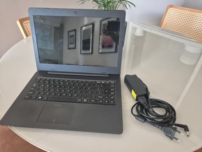Notebook com defeito