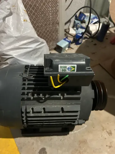 Motor Trifásico Hércules 10CV 220/380V - 1760 RPM - Excelente Estado 