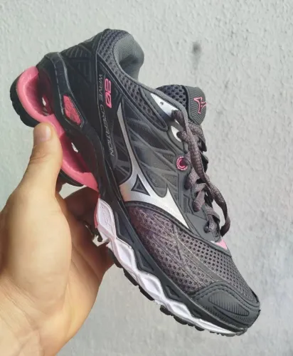 Tênis Mizuno feminino 