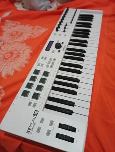 Teclado controlador ARTURIA KEYLAB 49