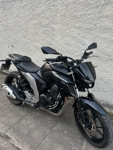 FZ25 2023