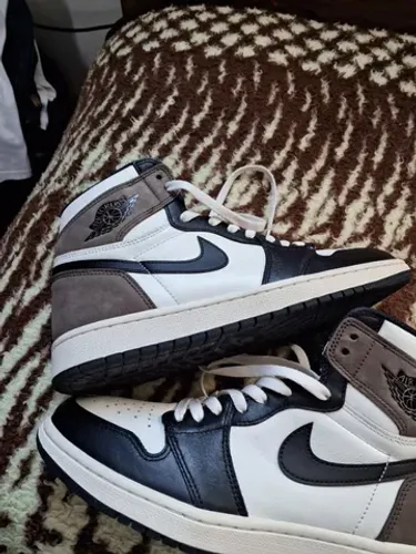 nike air jordan 1 dark mocha