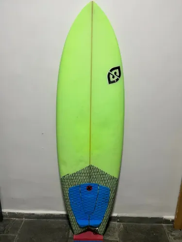 Prancha de Surf 5.6 - Shaper Joca Secco 