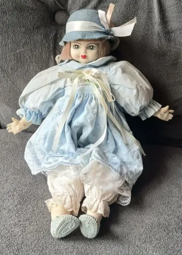 Antiga boneca 34 cm