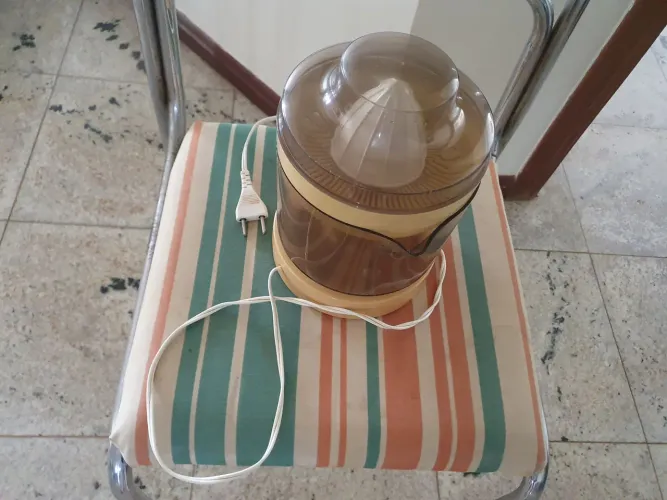 Extrator de Suco Manual - Usado