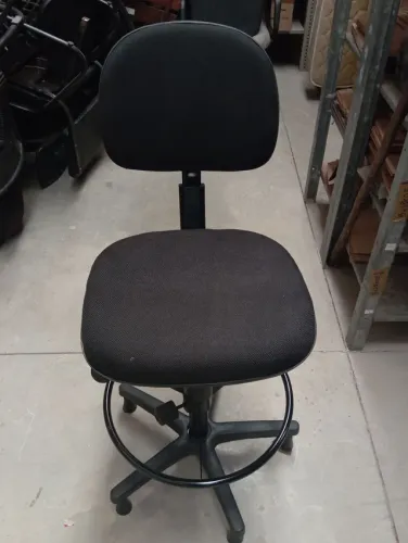 Cadeira caixa 3
