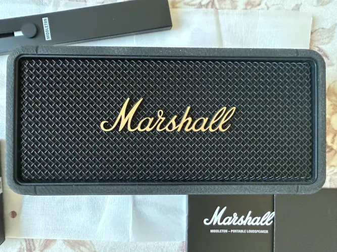 Caixa som Marshall Middleton 