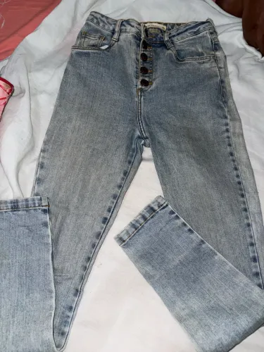Calça jeans TAM 34 