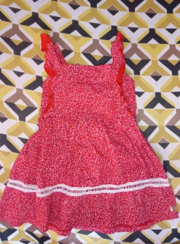 Vestido infantil florido
