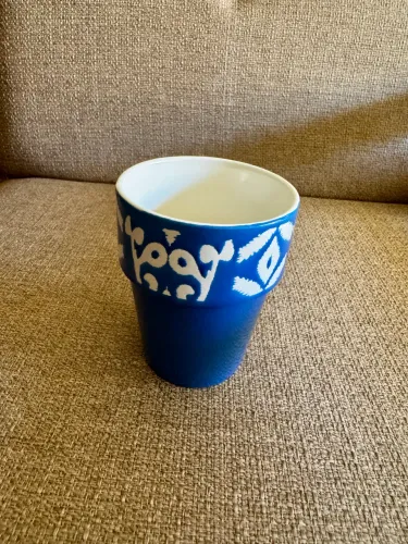 Porta Lápis de Porcelana Azul e Branco - Elegante e Artesanal, Perfeito para Decoração