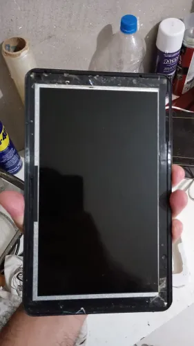 Tablet Multilaser M9S GO faltando touch barato.