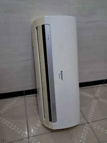 Ar Condicionado Springer Midea 9000 BTUs COM INSTALAÇÃO INCLUSO 