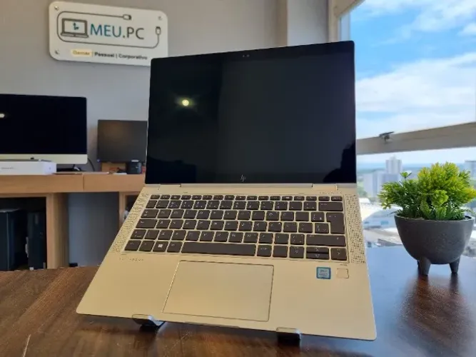 Notebook HP EliteBook 2 em 1 x360 1030 G3 - Core i7 | 8ª geração | 512GB SSD | 16GB DDR3 |