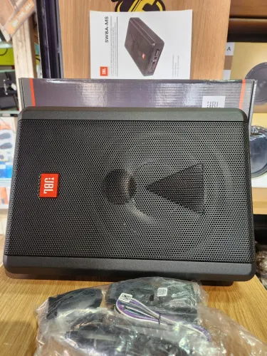 Caixa slim jbl de 400w 