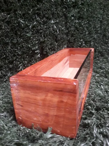 Kit 3 pçs. Lindos mini terrário em madeira maciça de demolição  e vidro. 