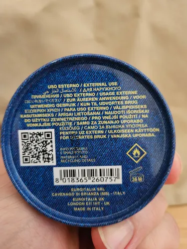 Produto de Beleza - Detalhes na Embalagem